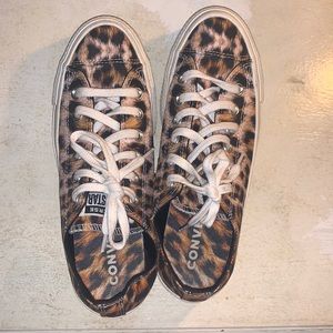 Cheetah platform low top converse